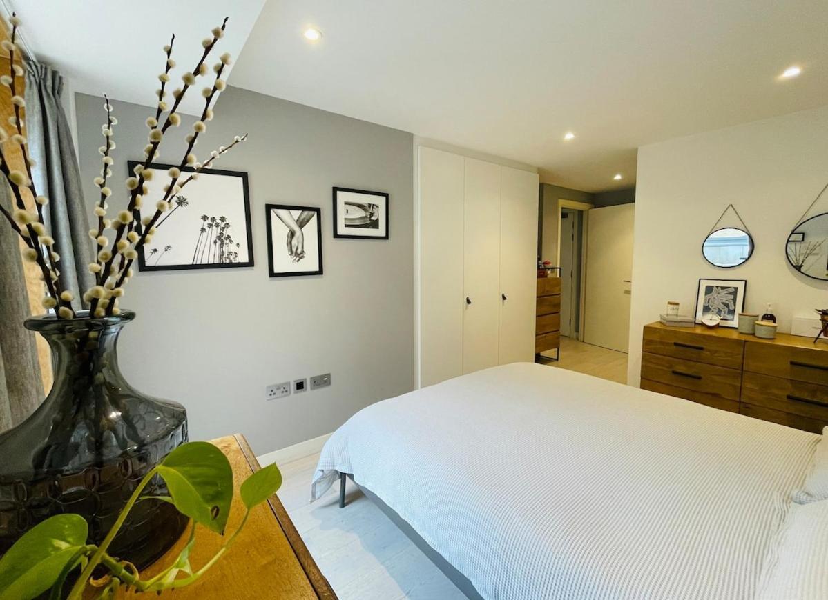 Stylish & Modern 2-bed With Private Terrace Appartamento